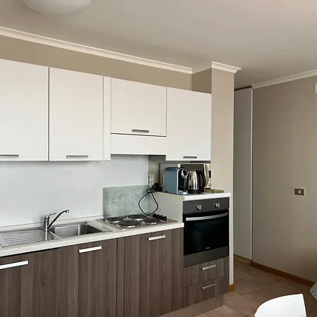 Отель Lydia Градо